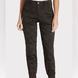 Level 99 Midnight Camo Jolie Utility Jogger Pant Womens 25 Green Brown Cotton